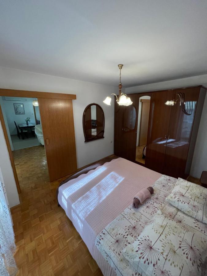 Ivan I Matej Apartments Blace Extérieur photo