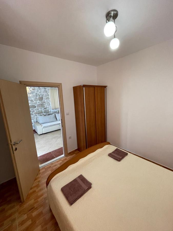 Ivan I Matej Apartments Blace Extérieur photo